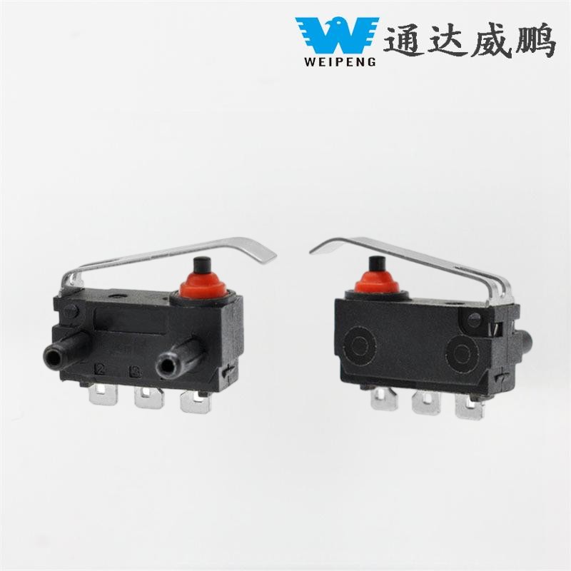 Liten vanntett mikrobryter for bakluke